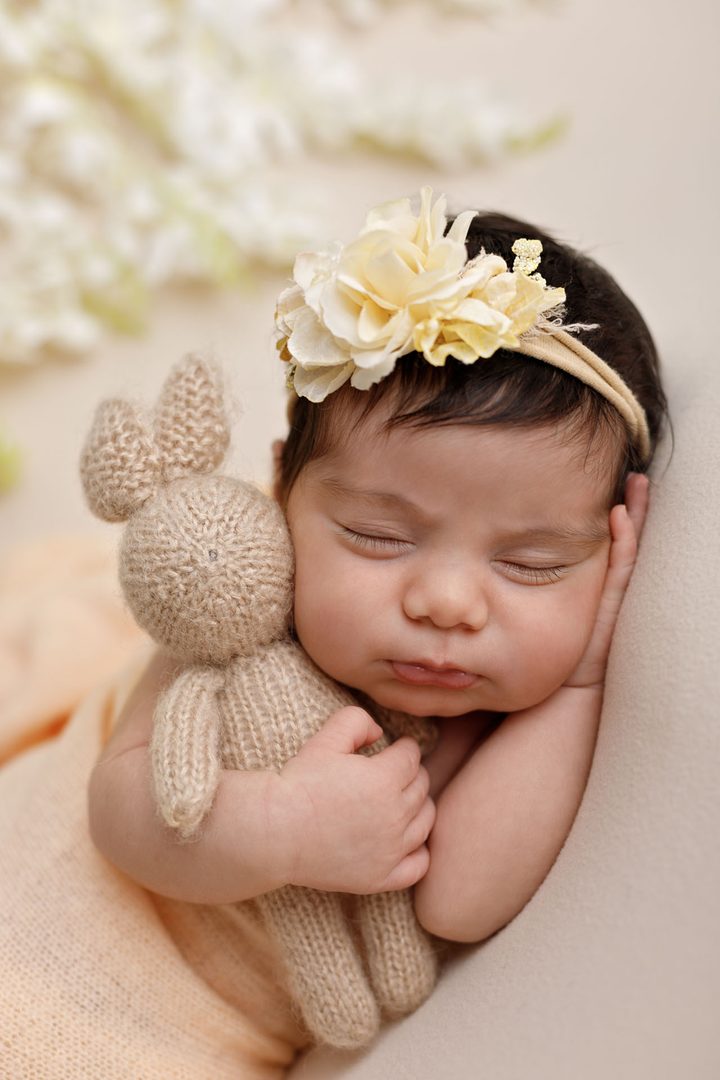 Tender close-up of a newborn during a Studio Muffin session in Tbilisi