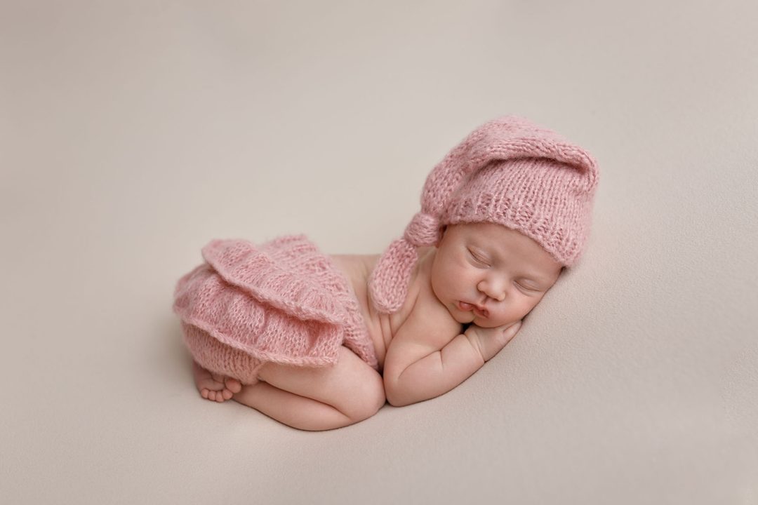 Newborn session styled with gentle props at Studio Muffin, Saburtalo